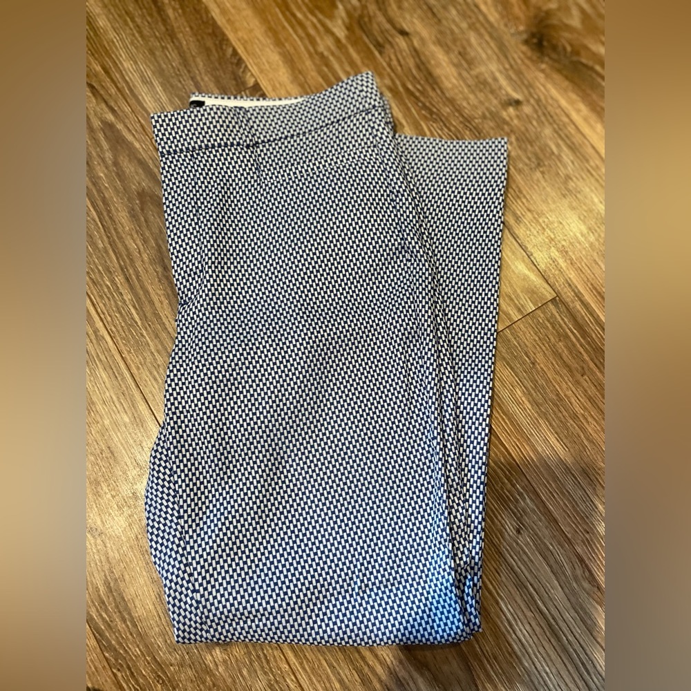 Banana Republic Blue Patterned Dress Pants (Size 8)